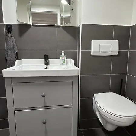 Guest house Doppel Zweibett Zimmer Im Herzen Von *